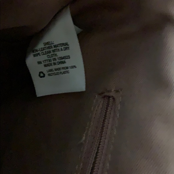 Universal Thread Purse - Picture 5 of 5